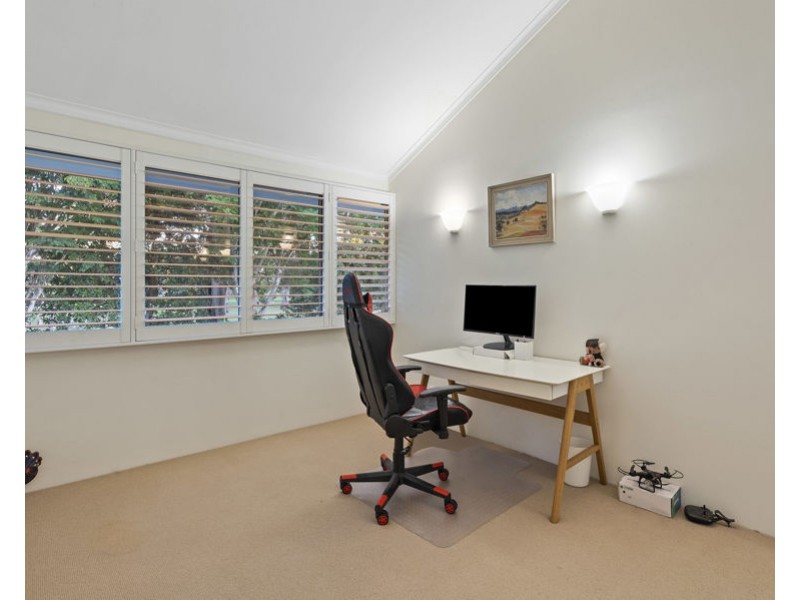 56/125 Santa Cruz Blvd, Clear Island Waters QLD 4226