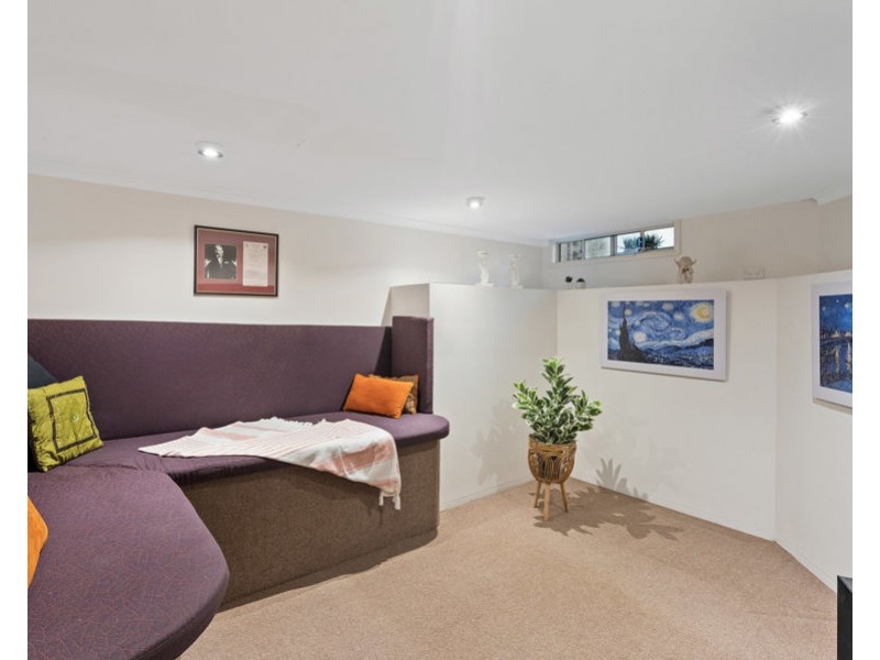 56/125 Santa Cruz Blvd, Clear Island Waters QLD 4226