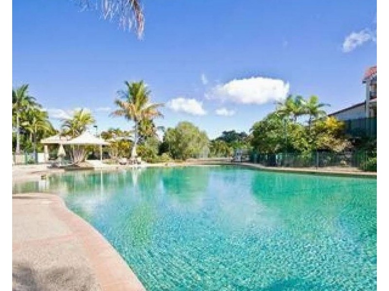 56/125 Santa Cruz Blvd, Clear Island Waters QLD 4226