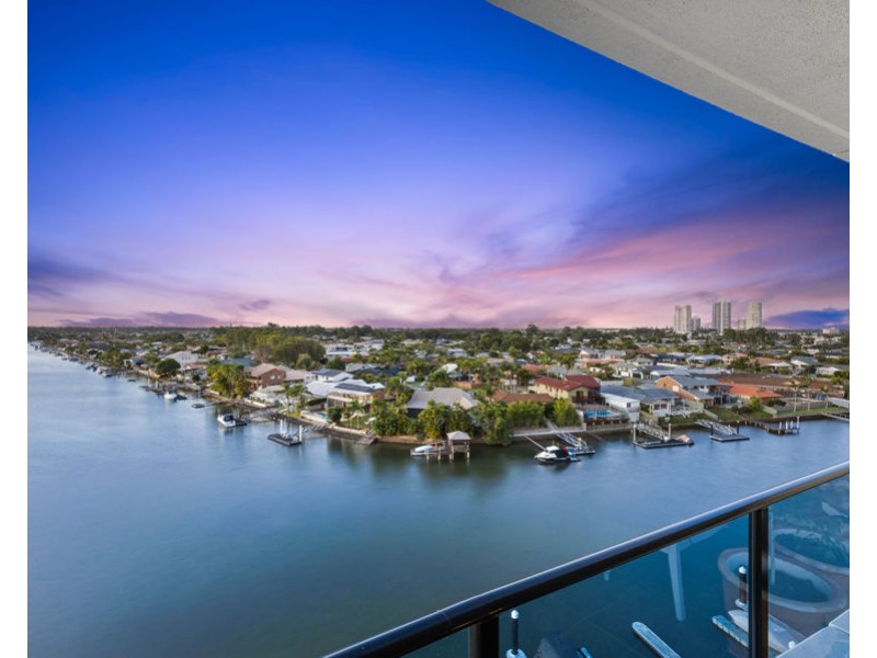 5602/5 Harbour Side Court, Biggera Waters QLD 4216