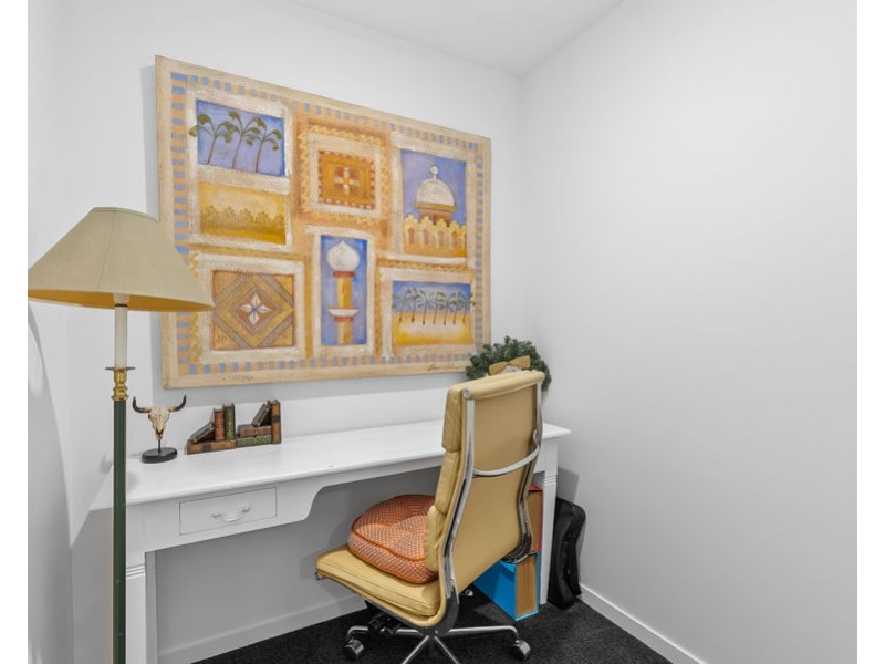 5602/5 Harbour Side Court, Biggera Waters QLD 4216