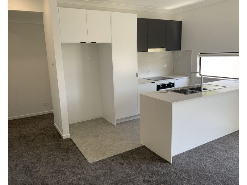 3 /200 Southport Nerang Road, Southport QLD 4215