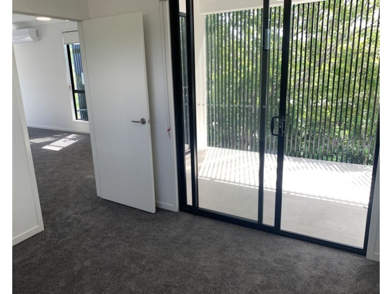 3 /200 Southport Nerang Road, Southport QLD 4215