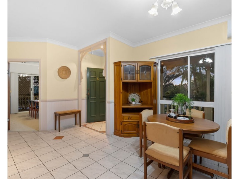 4 Castaway Court, Robina QLD 4226