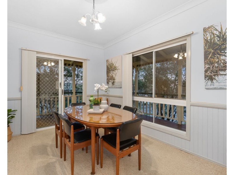 4 Castaway Court, Robina QLD 4226