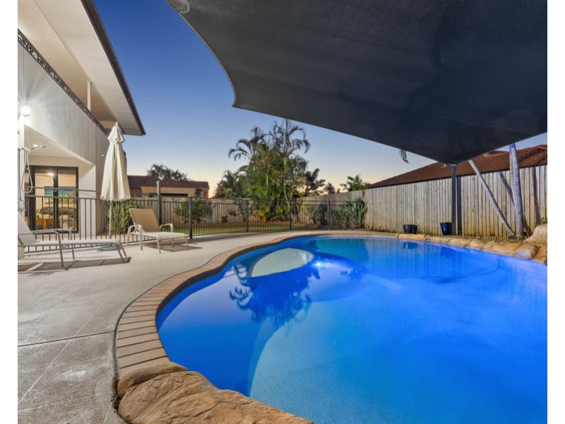 8 Redgum Place, Molendinar QLD 4214