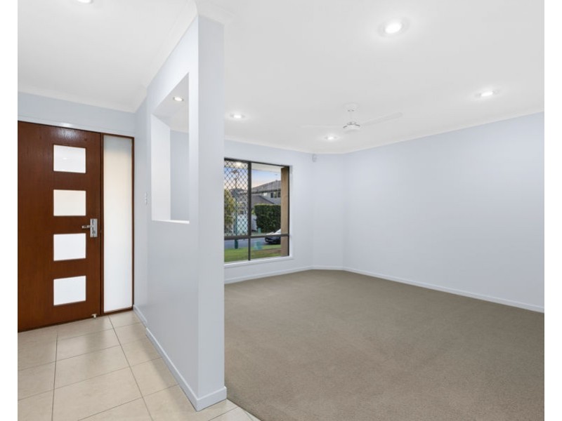 59 Highcrest Circuit, Molendinar QLD 4214