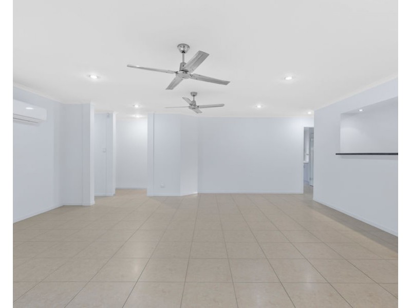 59 Highcrest Circuit, Molendinar QLD 4214