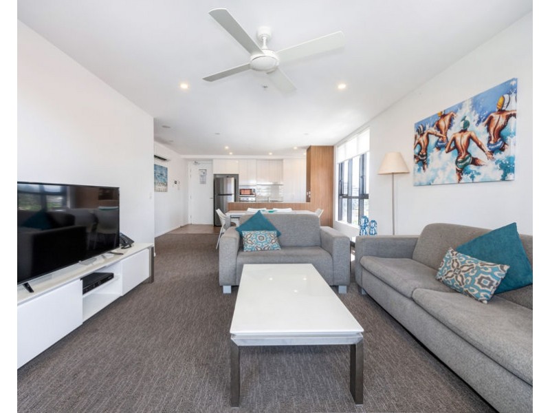 18/2729 Gold Coast Highway, Broadbeach QLD 4218