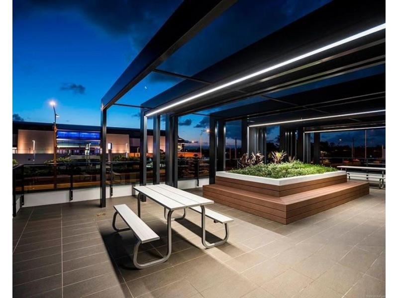 18/2729 Gold Coast Highway, Broadbeach QLD 4218