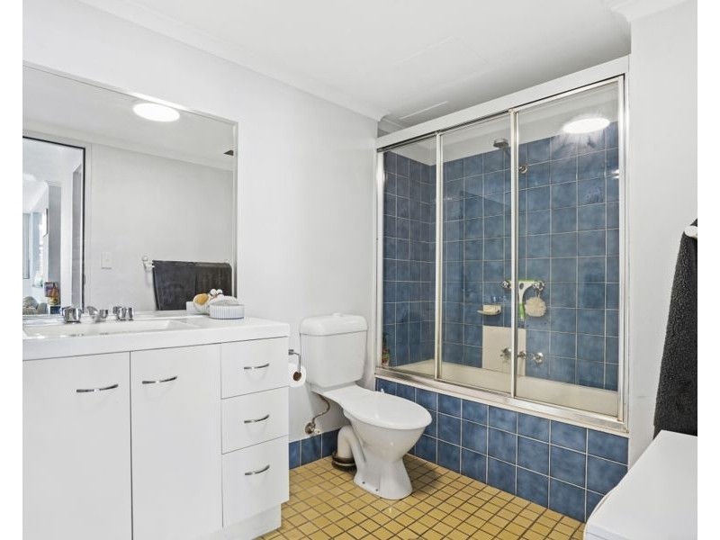 40/2916 Gold Coast Highway, Surfers Paradise QLD 4217