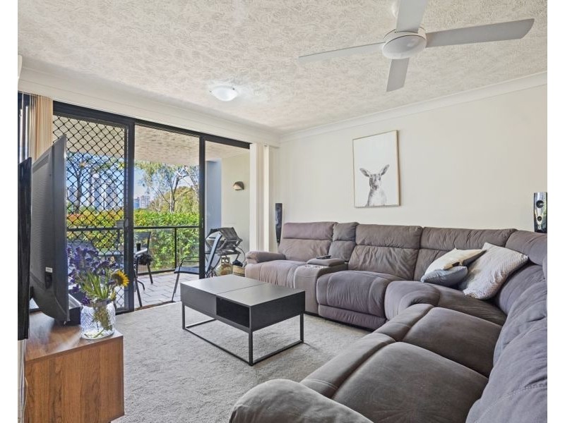 7/24 Slatyer Avenue, Bundall QLD 4217