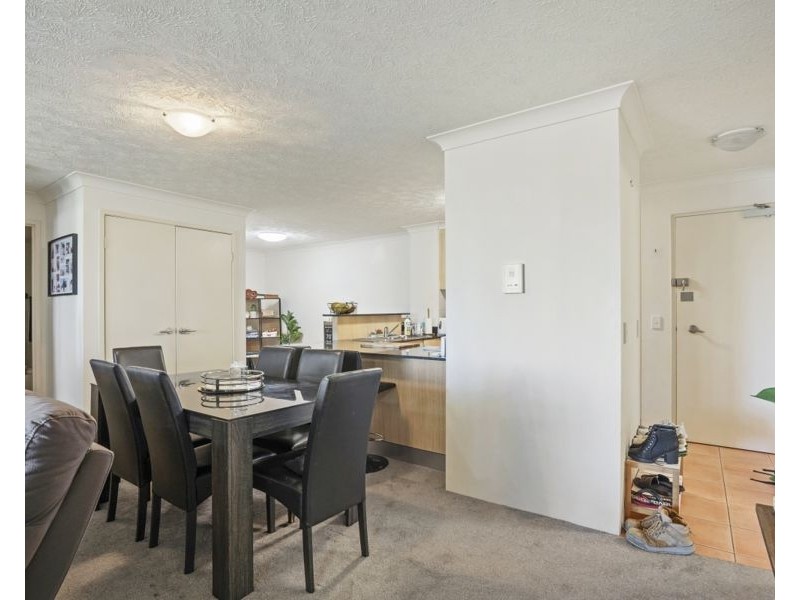 7/24 Slatyer Avenue, Bundall QLD 4217