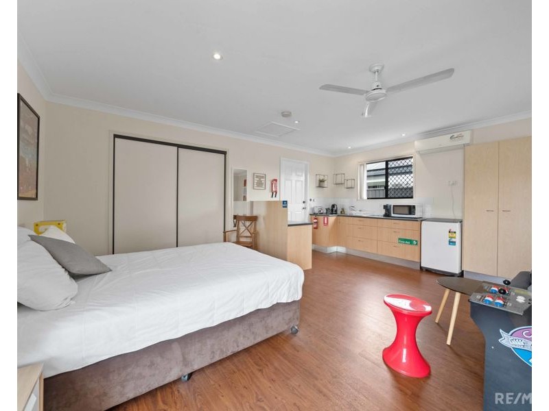 22 Notre Dame Court, Varsity Lakes QLD 4227