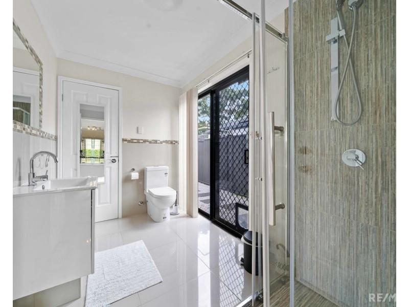 22 Notre Dame Court, Varsity Lakes QLD 4227
