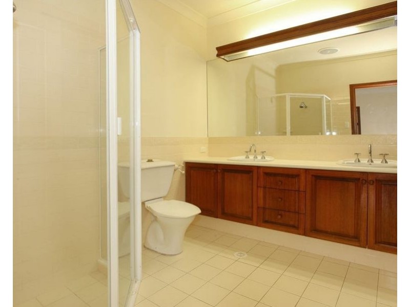 20 Collingwood Avenue, Robina QLD 4226