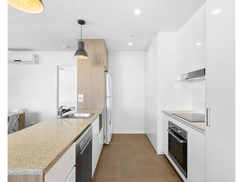 58/2729 Gold Coast Highway, Broadbeach QLD 4218