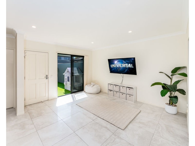 19/2 Catalina Way, Upper Coomera QLD 4209