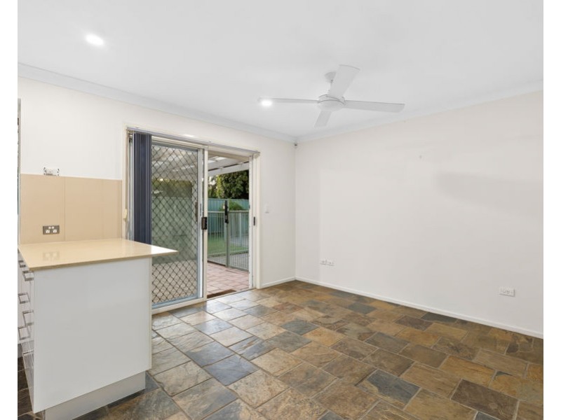 13 Darnay Road, Broadbeach Waters QLD 4218