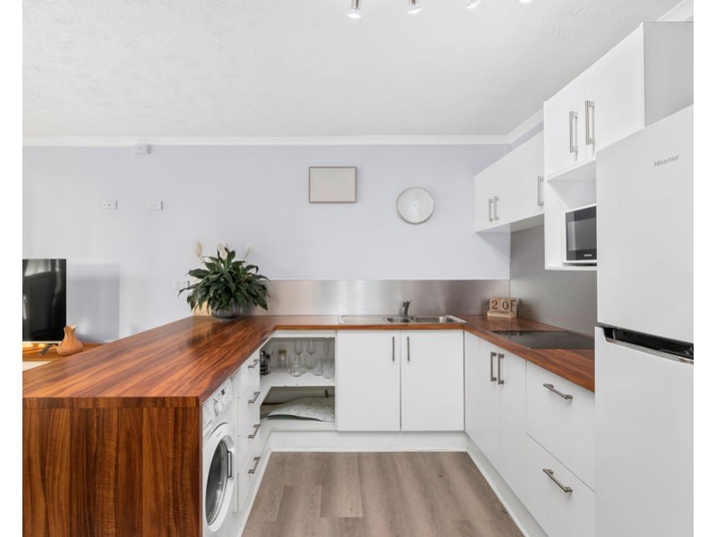 507/40 Surf Parade, Broadbeach QLD 4218