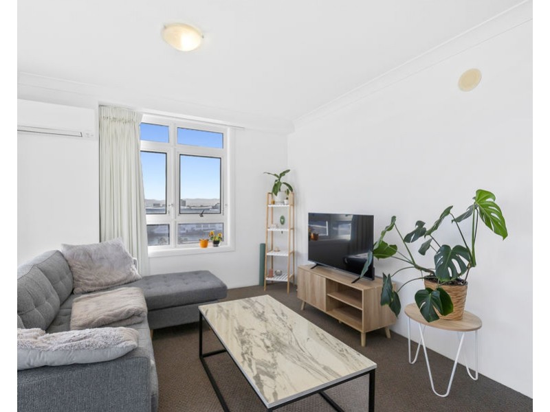 1067/2623-2633 Gold Coast Highway, Broadbeach QLD 4218