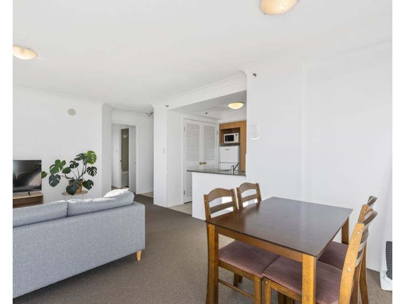1067/2623-2633 Gold Coast Highway, Broadbeach QLD 4218