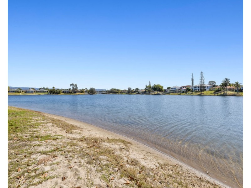 19/20-24 Barbet Place, Burleigh Waters QLD 4220