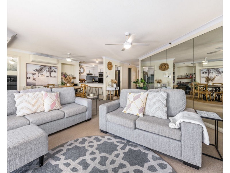 56/15 Victoria Avenue, Broadbeach QLD 4218