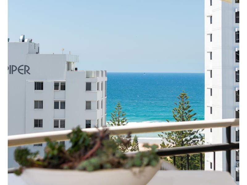 56/15 Victoria Avenue, Broadbeach QLD 4218