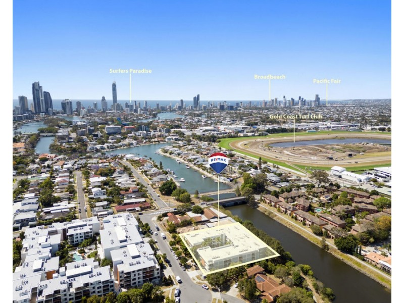 1212/6-8 Waterford Court, Bundall QLD 4217