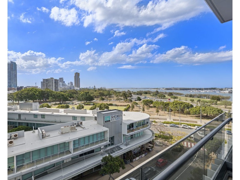 603/2 Como Crescent, Southport QLD 4215