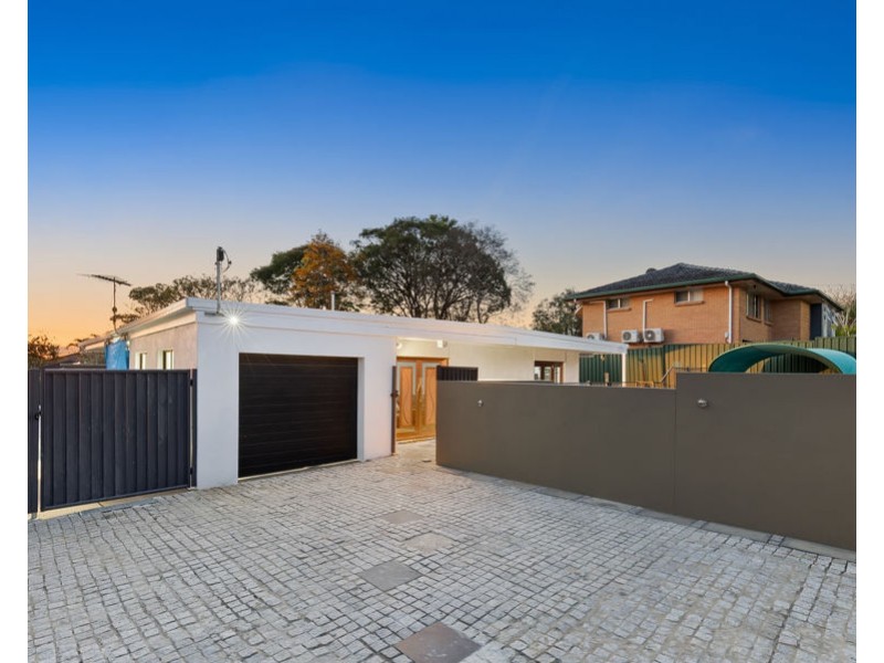 43 Lenore Crescent, Springwood QLD 4127