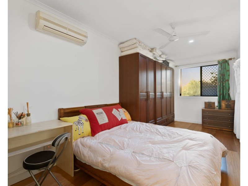 43 Lenore Crescent, Springwood QLD 4127