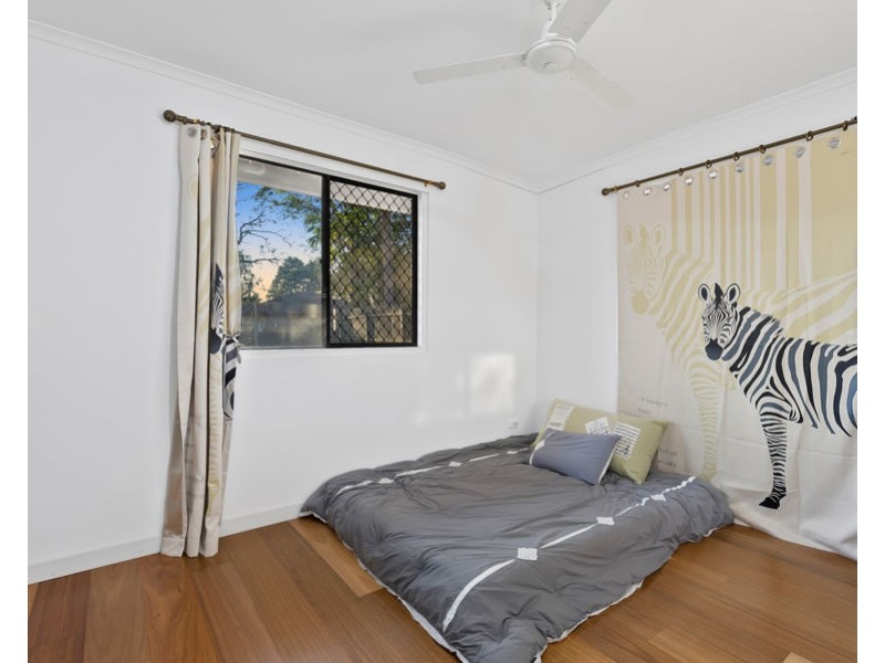 43 Lenore Crescent, Springwood QLD 4127