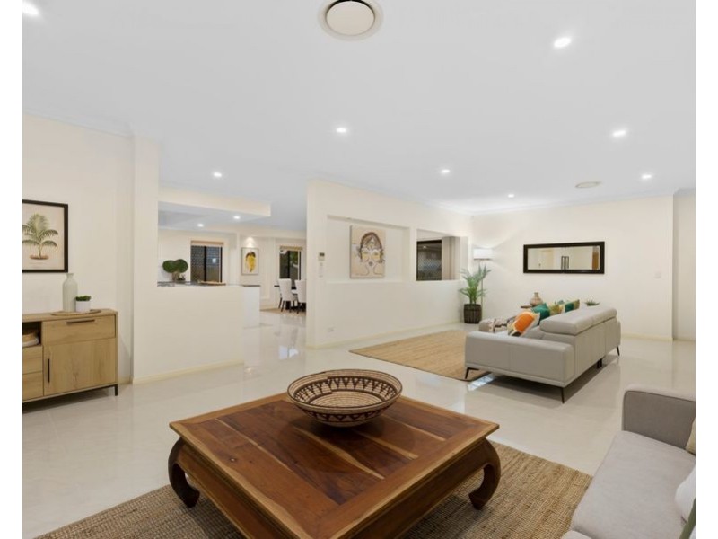 15 Silkwood Way, Molendinar QLD 4214