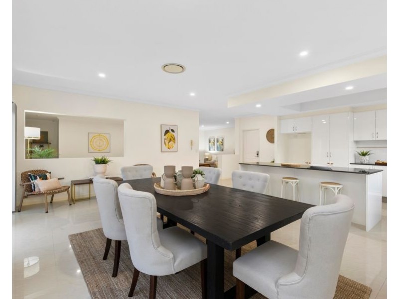 15 Silkwood Way, Molendinar QLD 4214