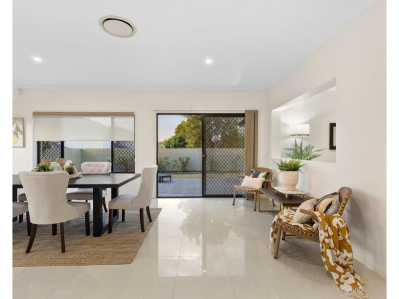 15 Silkwood Way, Molendinar QLD 4214