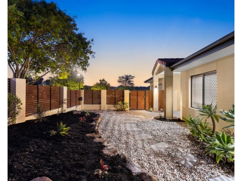 15 Silkwood Way, Molendinar QLD 4214