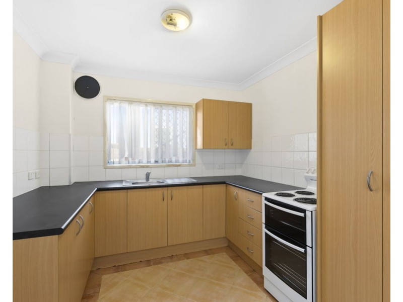 2/21 Jubilee Avenue, Broadbeach QLD 4218