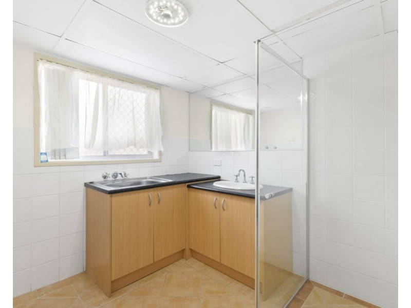 2/21 Jubilee Avenue, Broadbeach QLD 4218