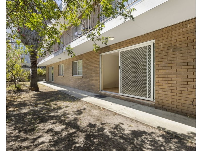2/21 Jubilee Avenue, Broadbeach QLD 4218