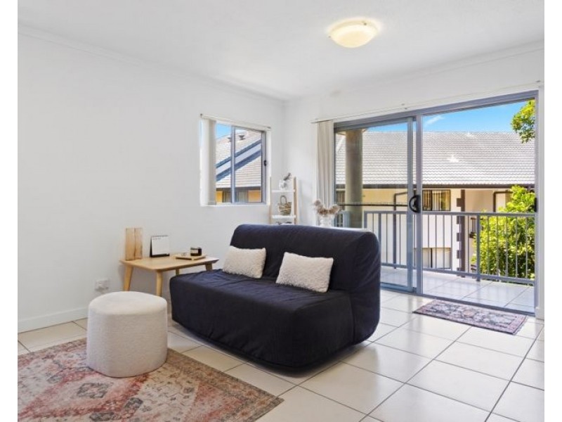 26/148 High Street, Southport QLD 4215