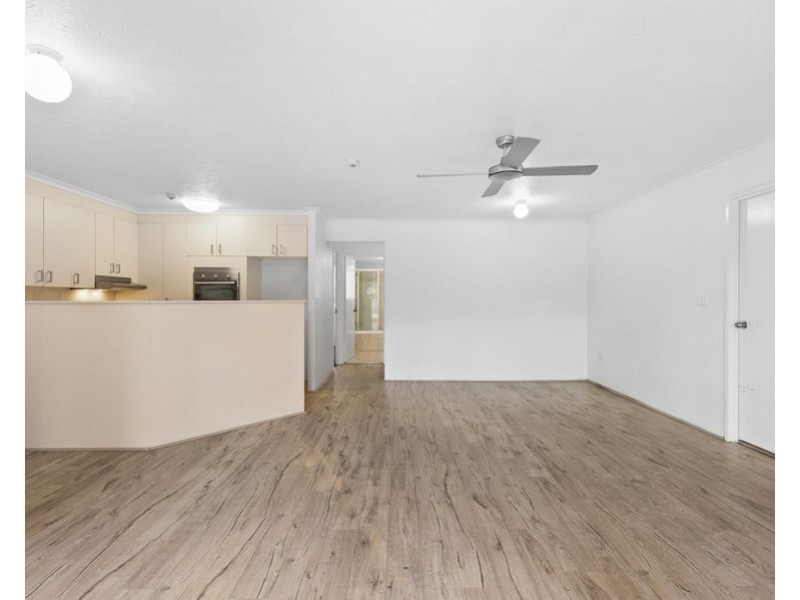 11/36 Australia Avenue, Broadbeach QLD 4218