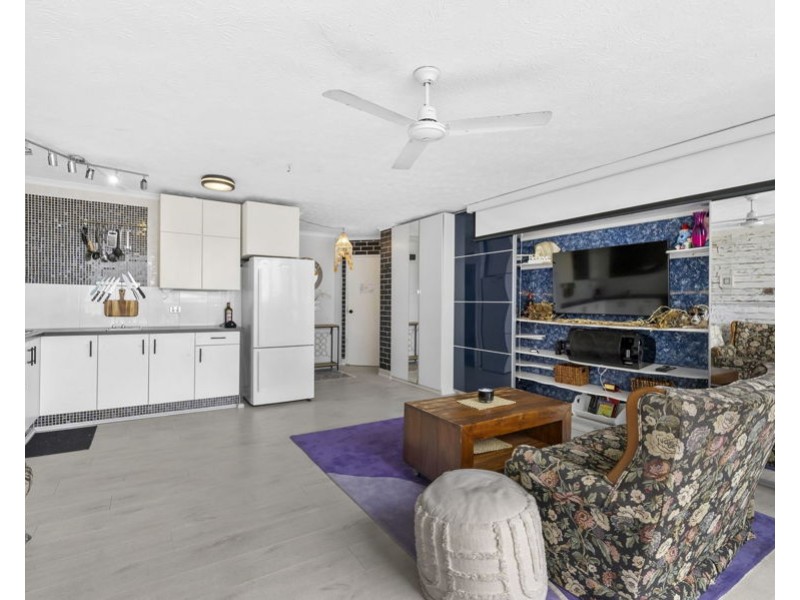 502/40 Surf Parade, Broadbeach QLD 4218