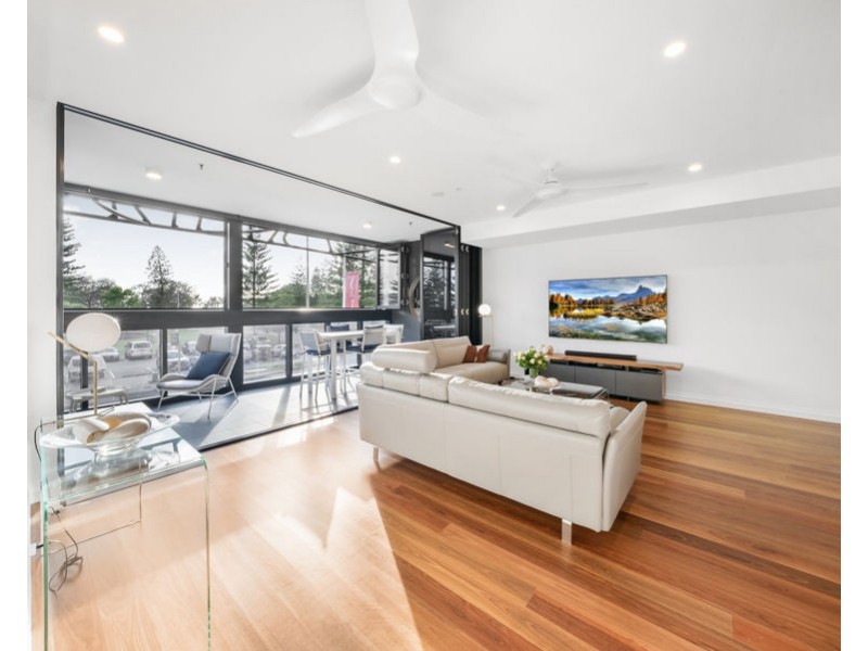 102/185 Old Burleigh Road, Broadbeach QLD 4218