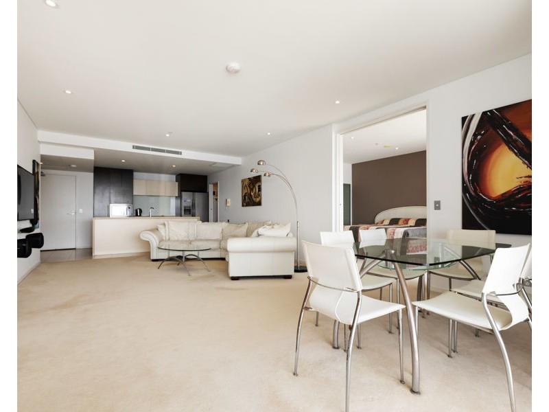 2902/89 Surf Parade, Broadbeach QLD 4218