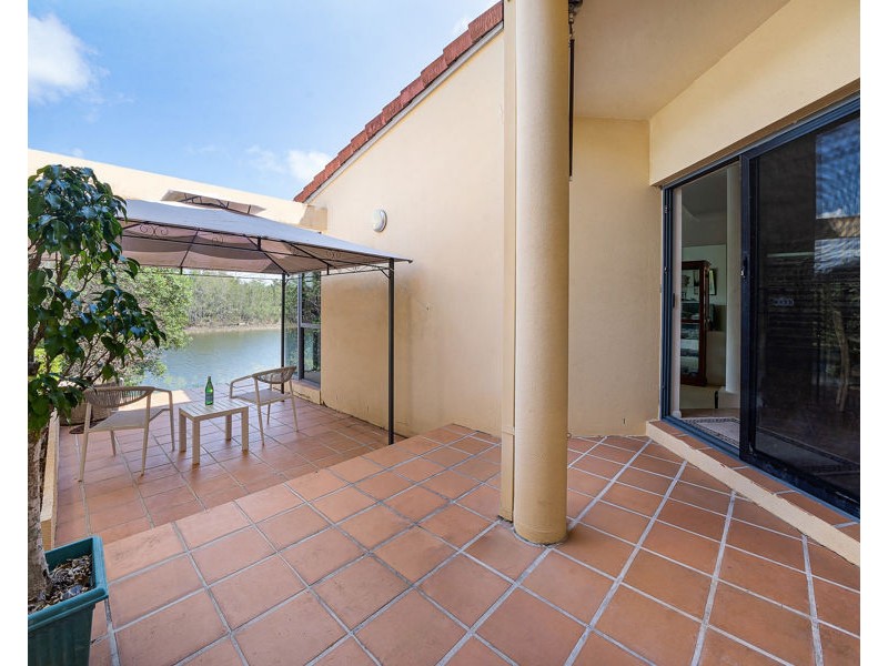 133/125 Santa Cruz Boulevard, Clear Island Waters QLD 4226