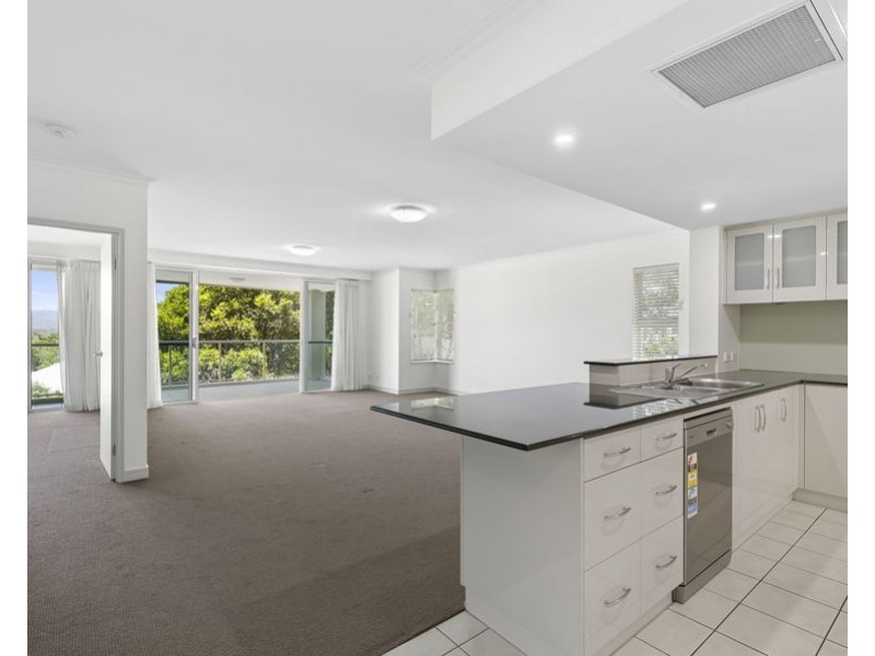 4165 Archer Hill Drive, Benowa QLD 4217
