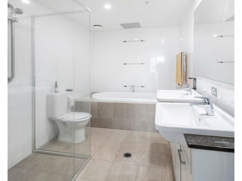 1304/22 Surf Parade, Broadbeach QLD 4218