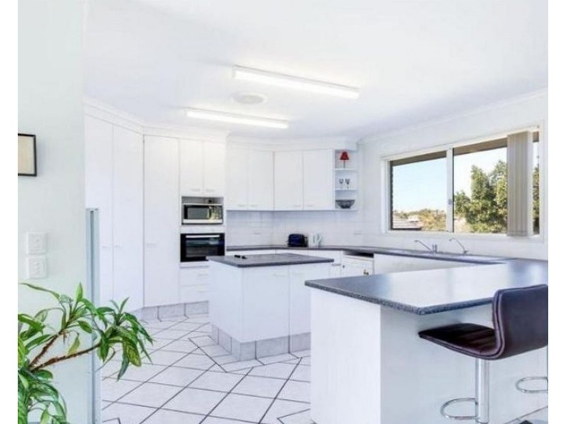 56 Jack Nicklaus Way, Parkwood QLD 4214